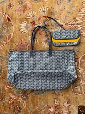 FULL SET GOYARD Saint Louis tote in grey